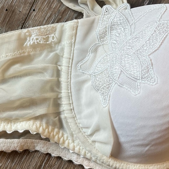 Marie Jo Floral Bra - Picture 3 of 10